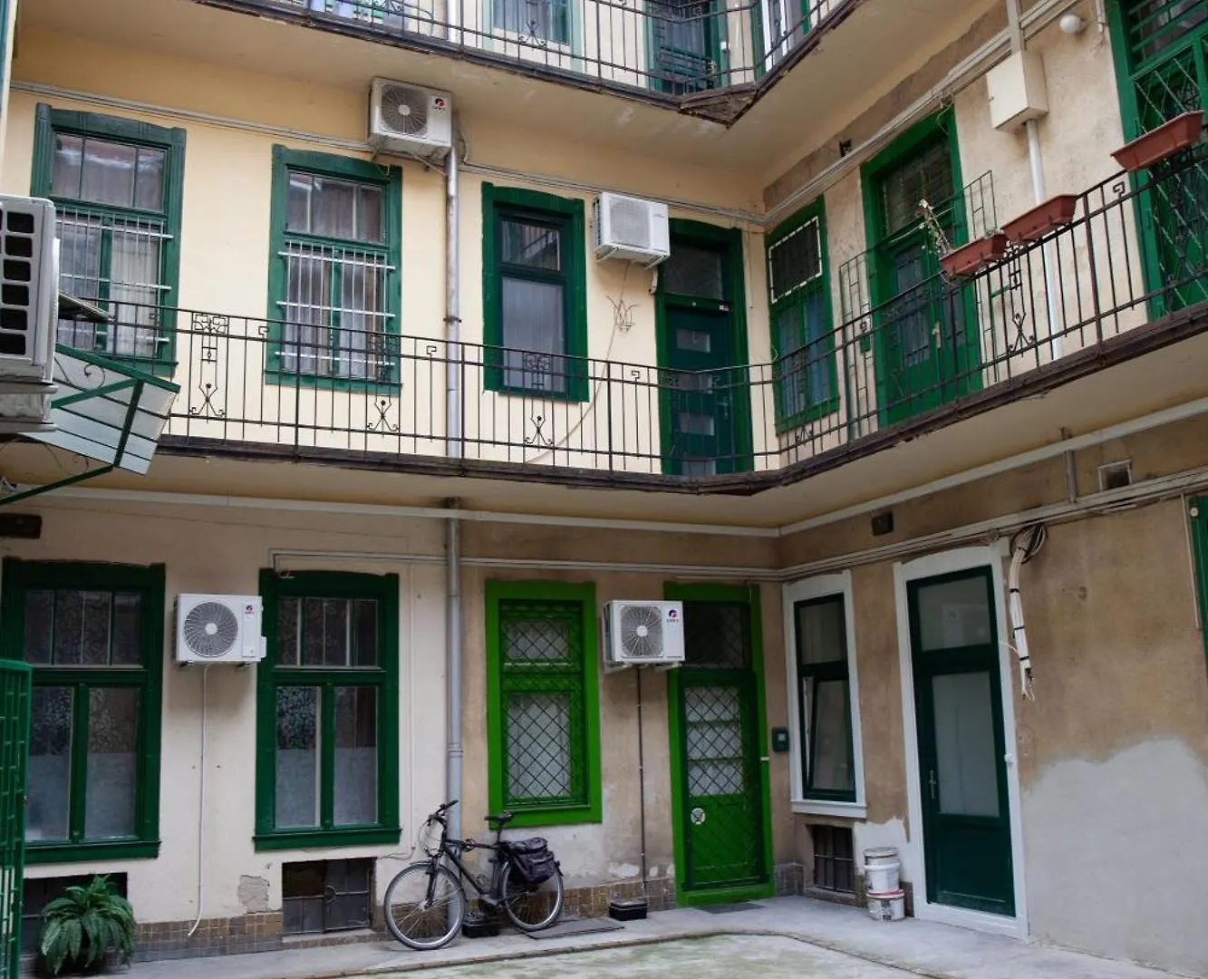 Barbaras Authentic Apartment بودابست
